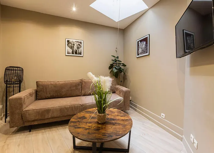 Marais Pompidou 3E, Jacuzzi, 2 Chambres, 4 A 6P